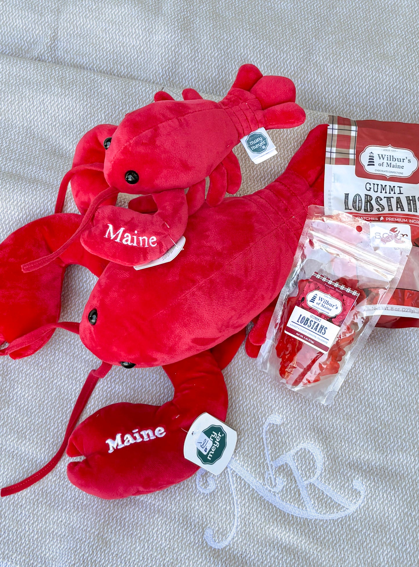 Wilbur Lobster Gummies & Stuffed Lobster